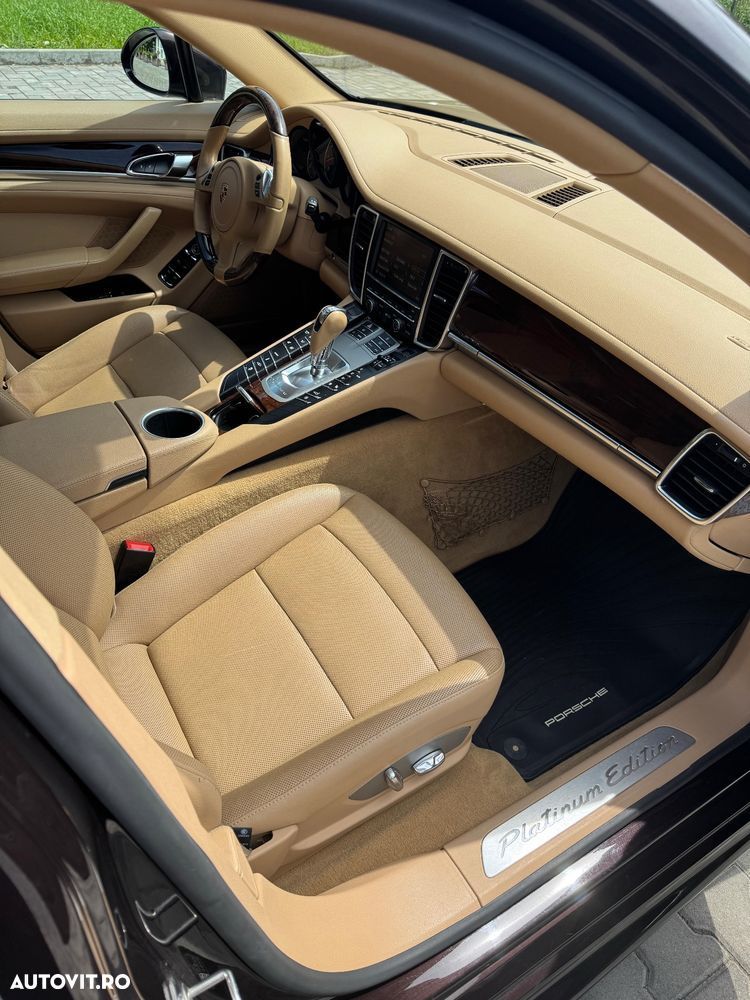 Porsche Panamera - 7