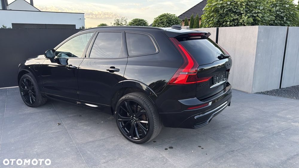 Volvo XC 60 T8 Plug-In Hybrid AWD Ultra Black Edition - 9