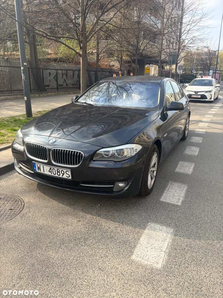BMW Seria 5 525d xDrive - 1