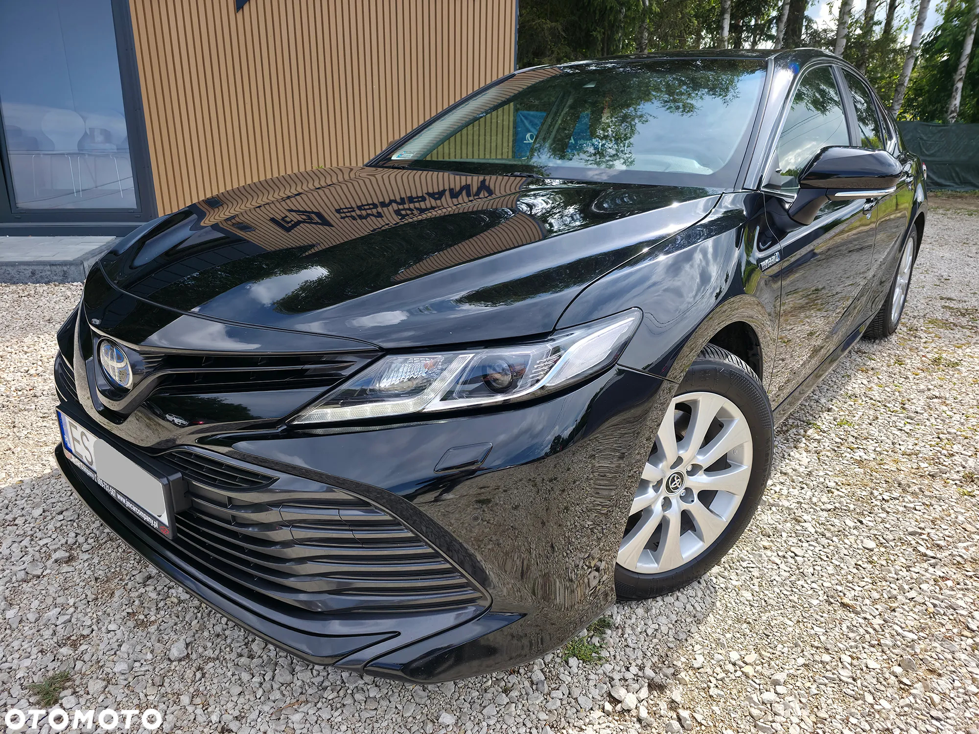 Toyota Camry 2.5 Hybrid Executive CVT - 3