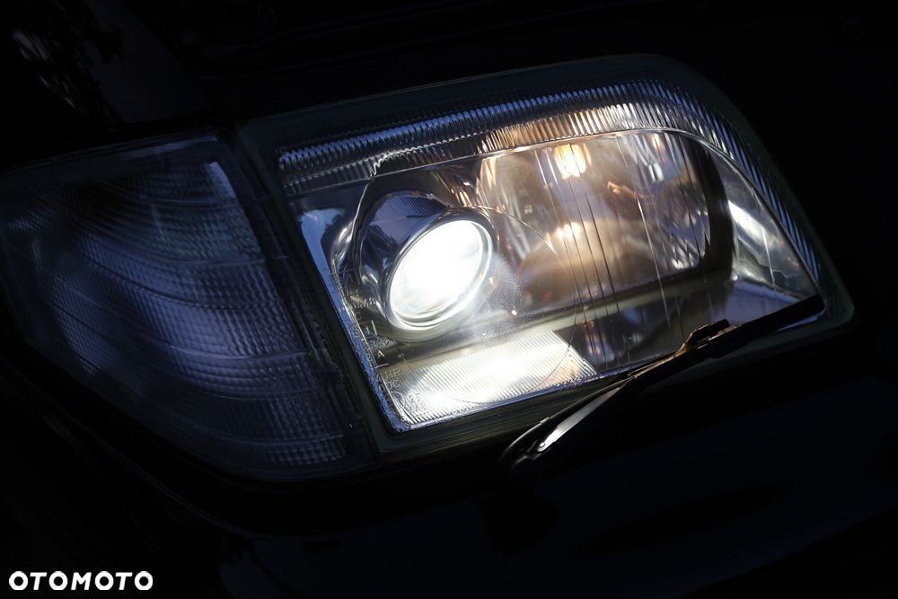 Mercedes-Benz SL - 11