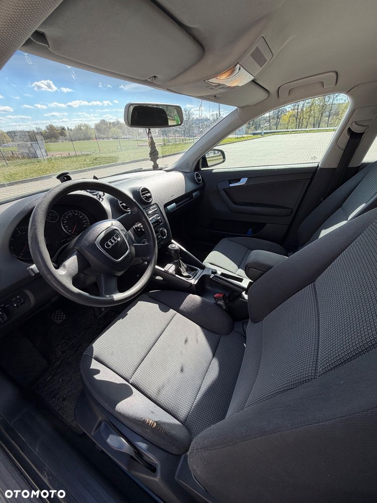 Audi A3 Sportback 1.9 TDI Ambiente - 5