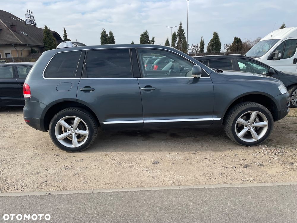 Volkswagen Touareg - 31