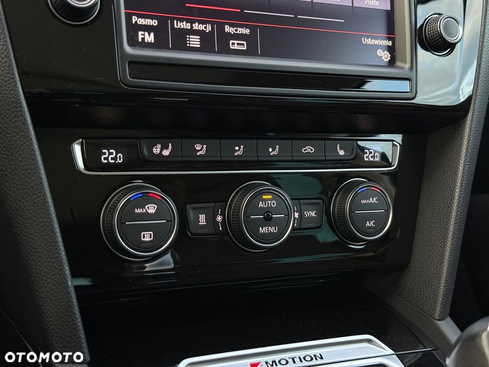 Volkswagen Passat 2.0 TDI Bi-Turbo BMT 4Mot Highline DSG - 23