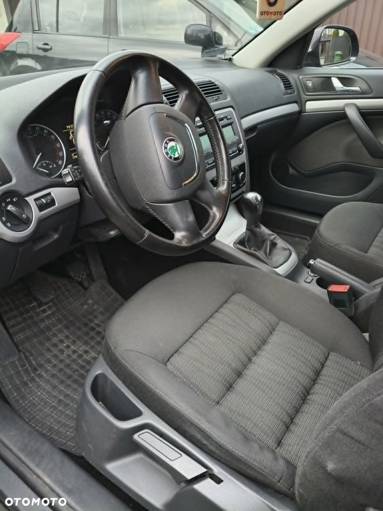 Skoda Octavia - 4