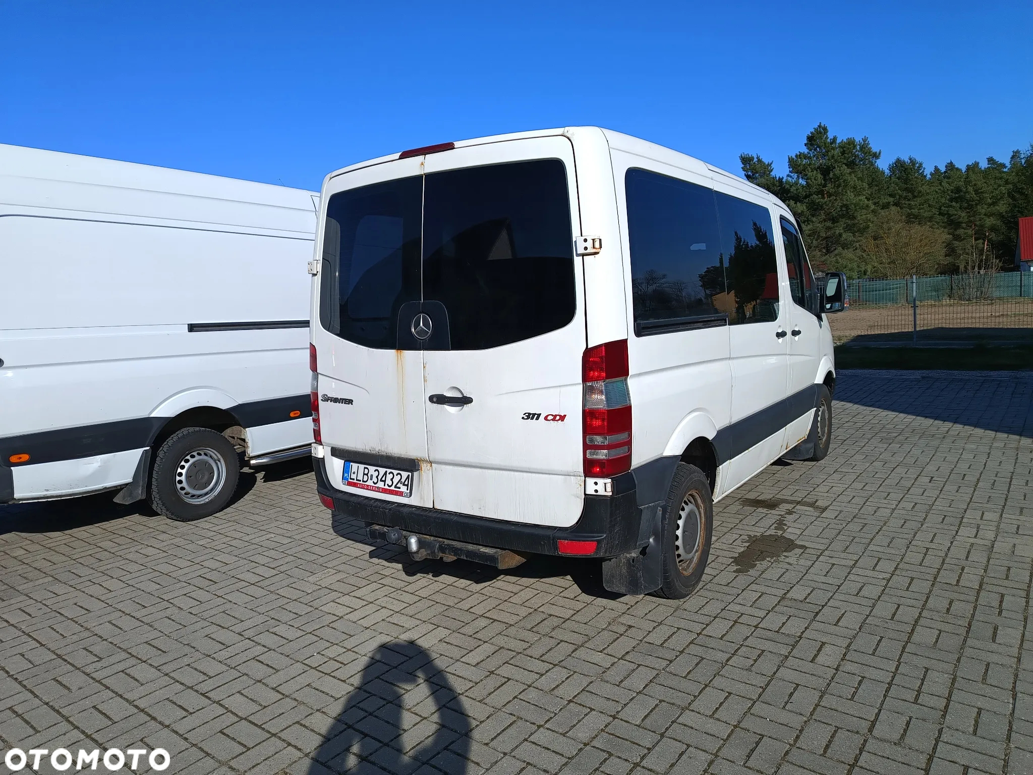 Mercedes-Benz Sprinter - 12