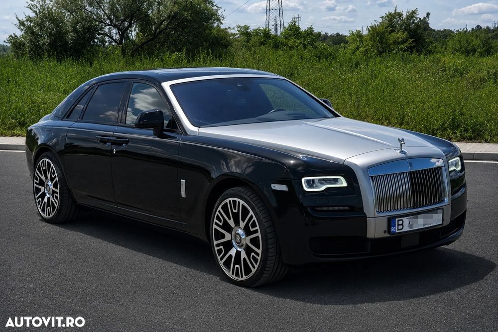 Rolls-Royce Ghost - 1