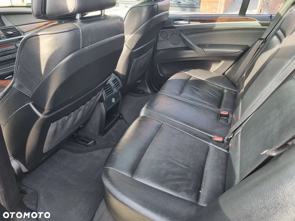 BMW X5 3.5d xDrive - 16