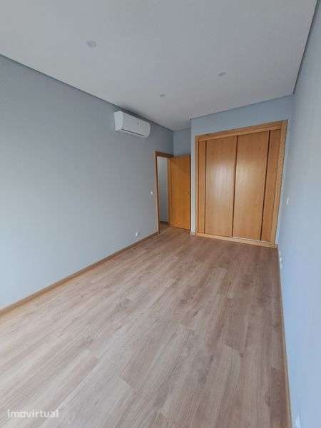 T3 último andar Odivelas c/ garagem - Grande imagem: 5/8