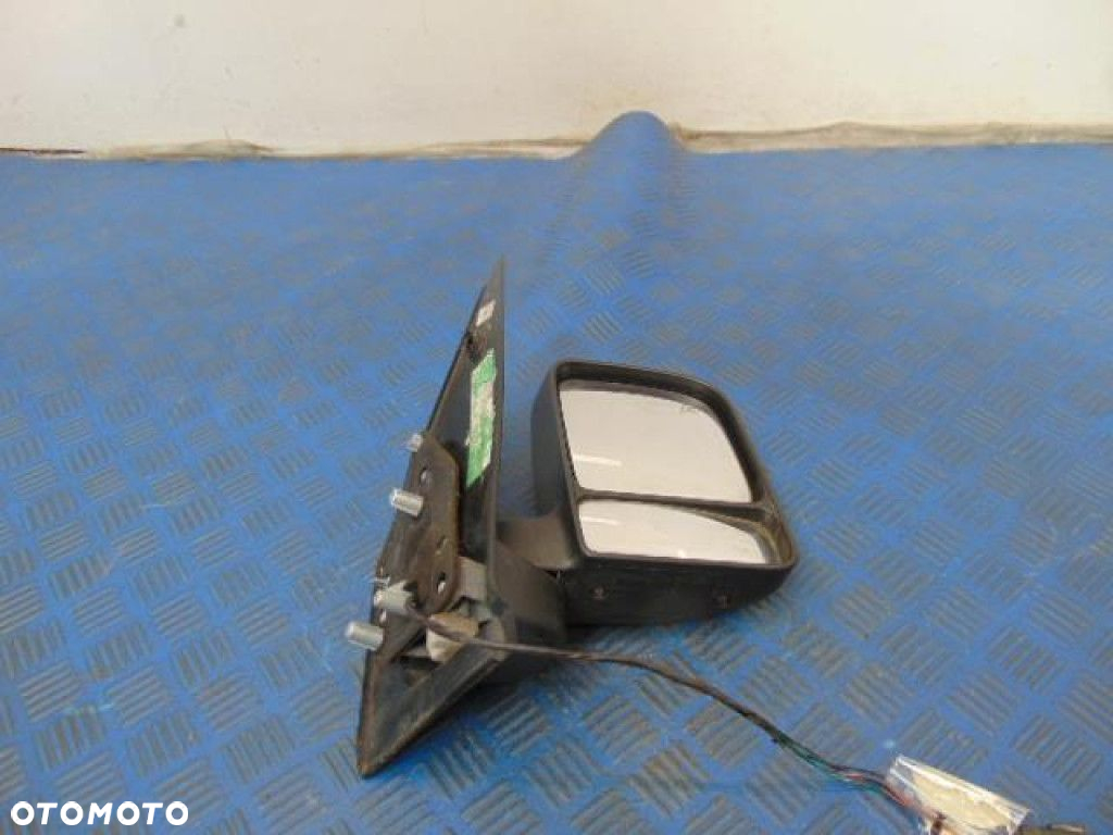 FORD TRANSIT CONNECT LUSTERKO PRAWE 011022 - 3