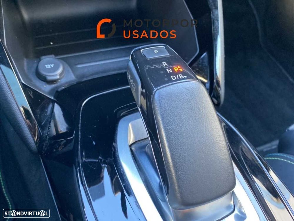 Peugeot e-2008 50 kWh GT Pack - 17