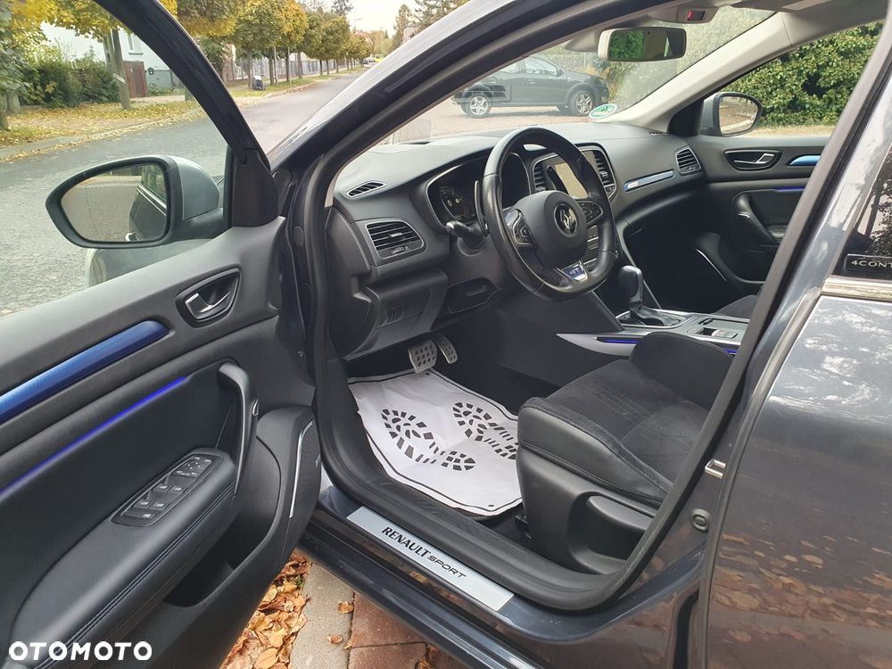 Renault Megane ENERGY TCe 205 EDC GT - 37
