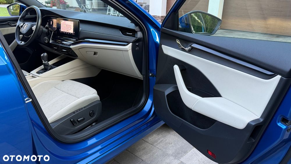 Skoda Octavia 1.5 TSI Edition Plus - 8