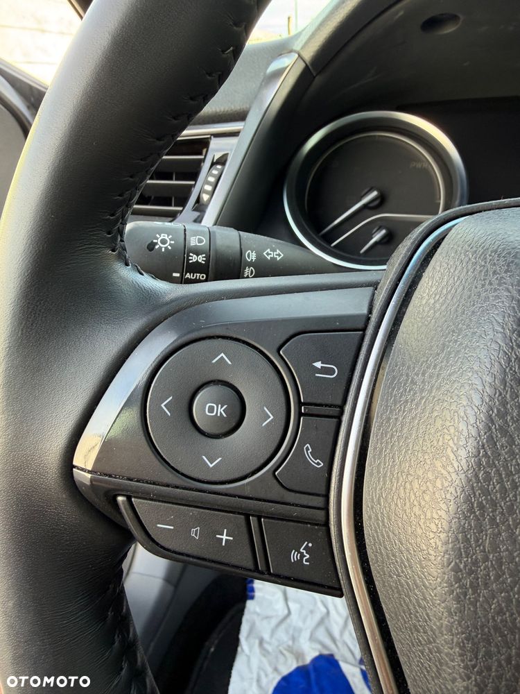 Toyota Camry 2.5 Hybrid Comfort CVT - 15