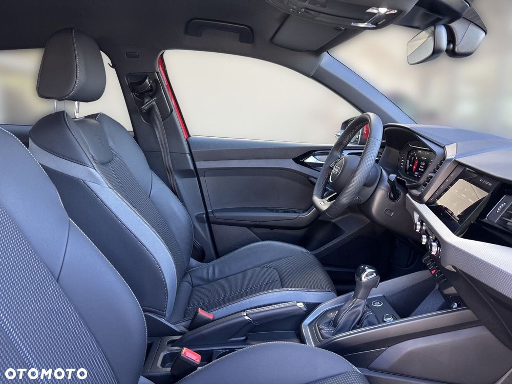 Audi A1 Sportback 30 TFSI Advanced S-tronic - 14