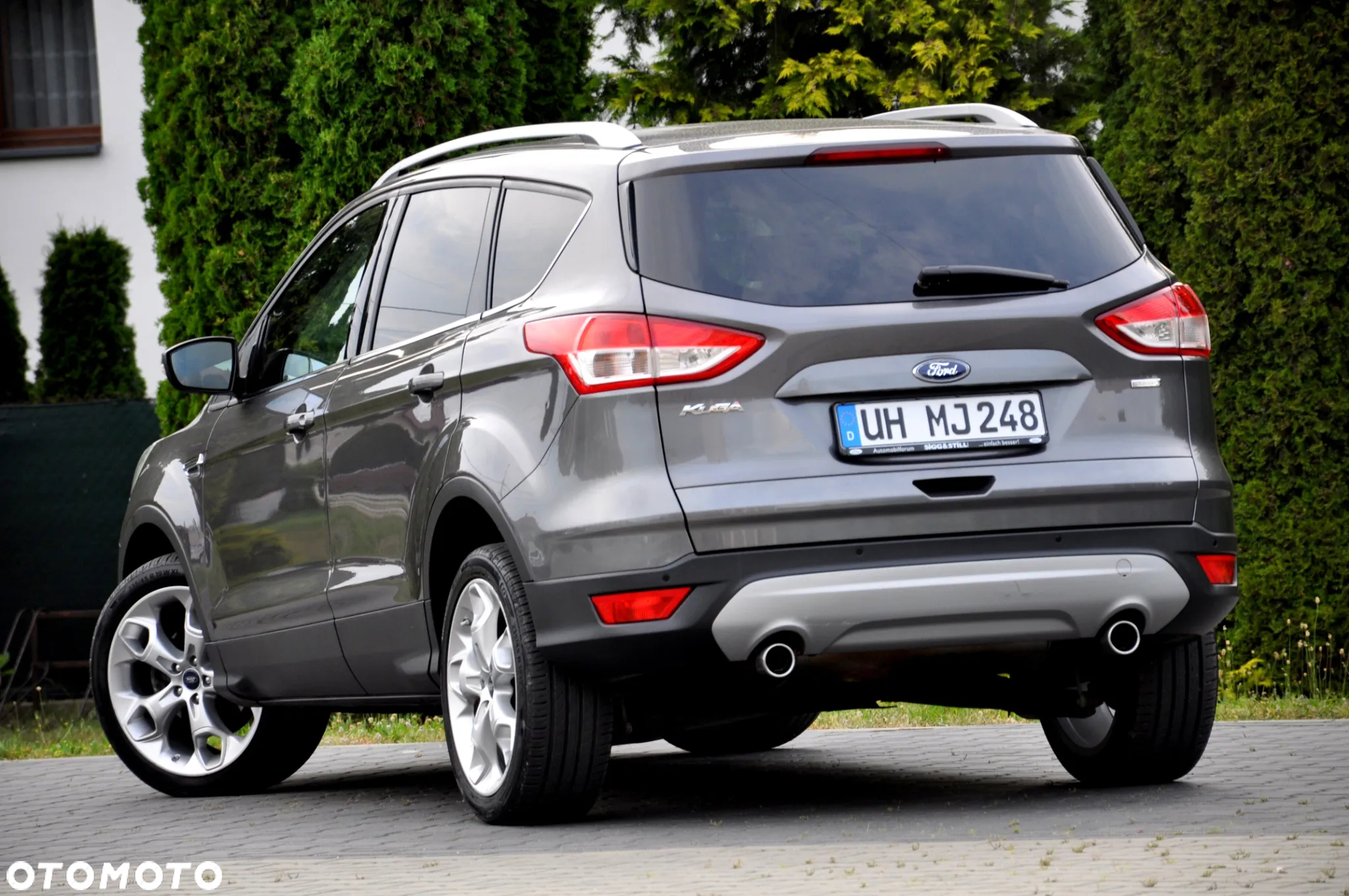 Ford Kuga 1.6 EcoBoost 2x4 Titanium - 26