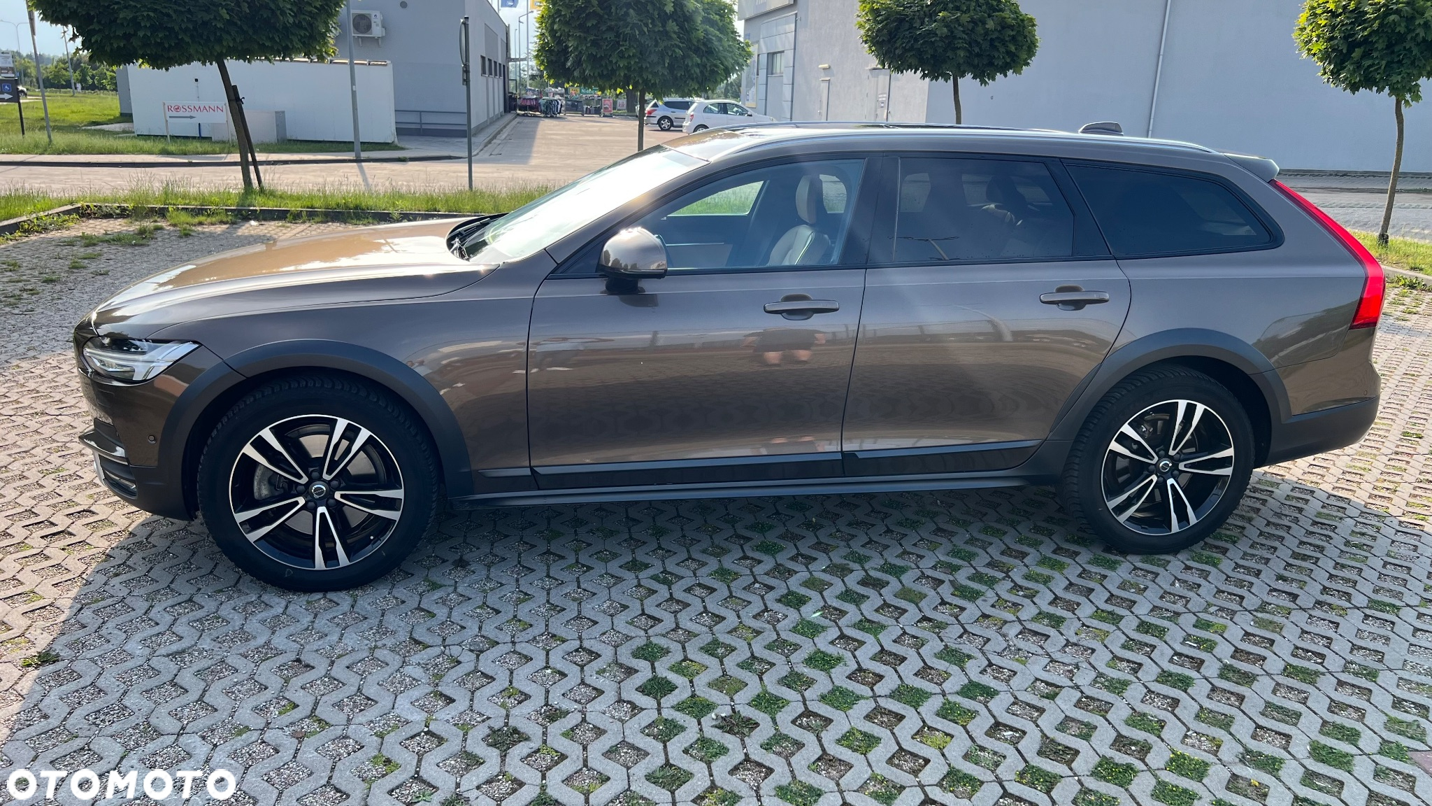 Volvo V90 Cross Country T5 AWD - 19