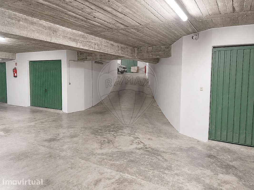 Garagem  para venda - Grande imagem: 2/5