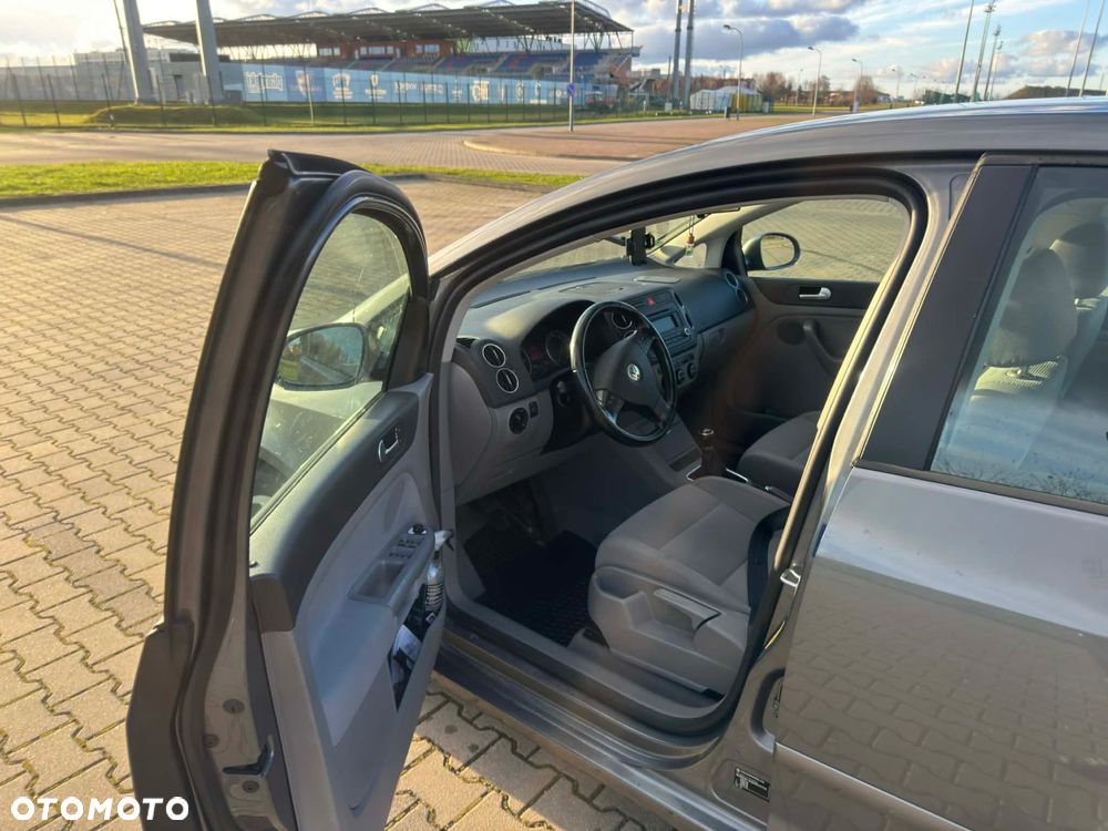 Volkswagen Golf - 13