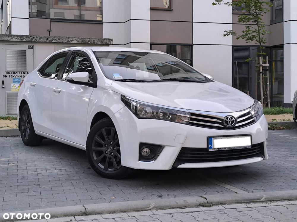 Toyota Corolla 1.6 Premium - 12