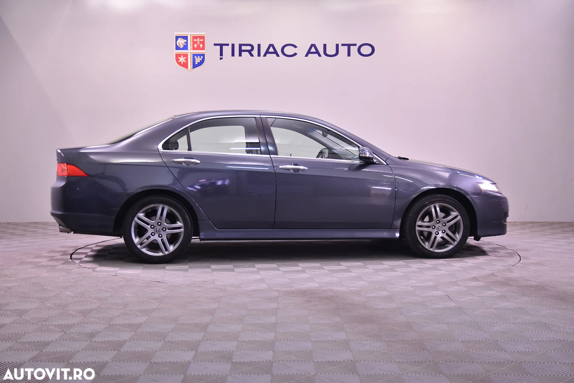 Honda Accord - 6