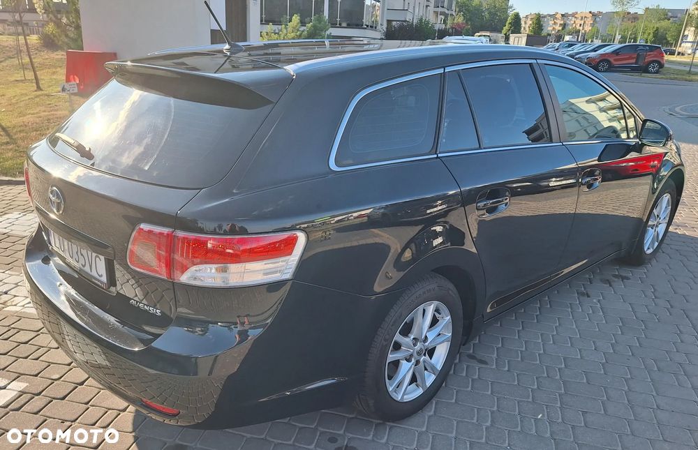 Toyota Avensis - 3
