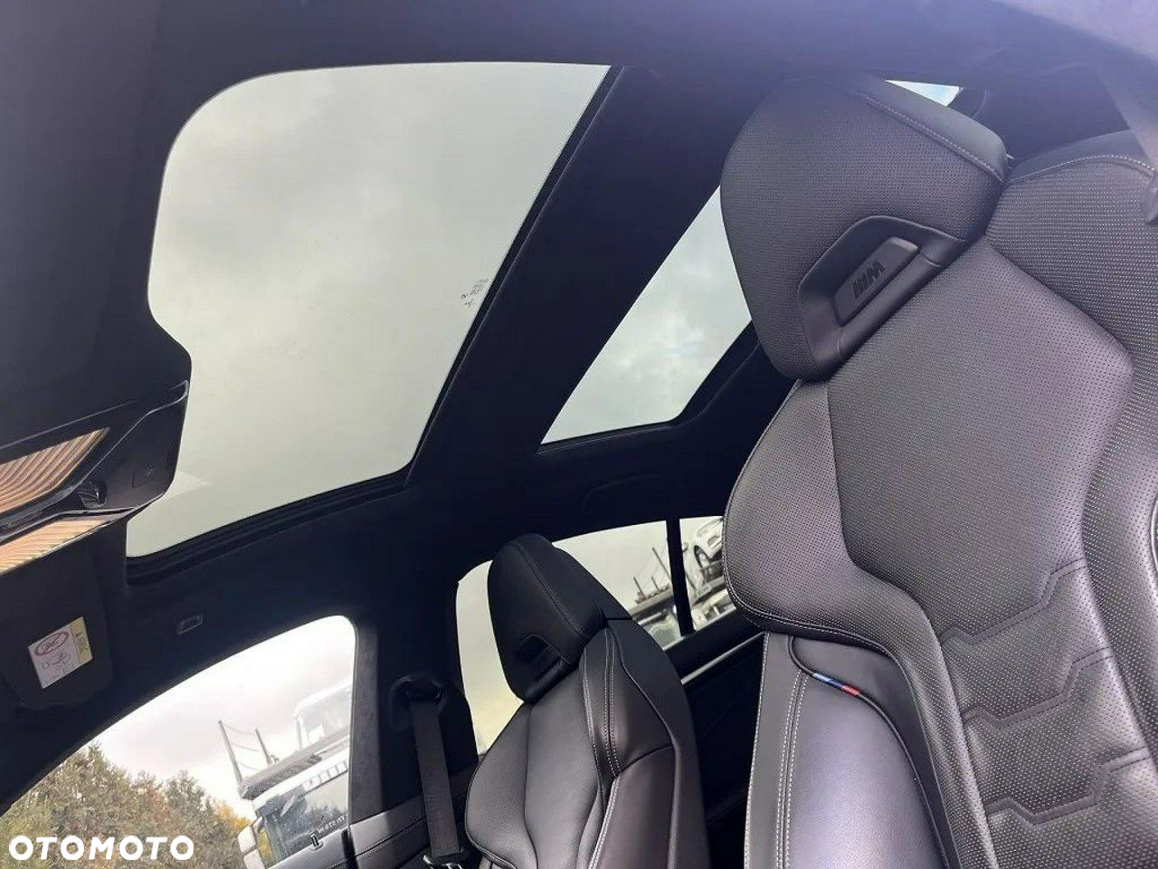 BMW Seria 8 - 10