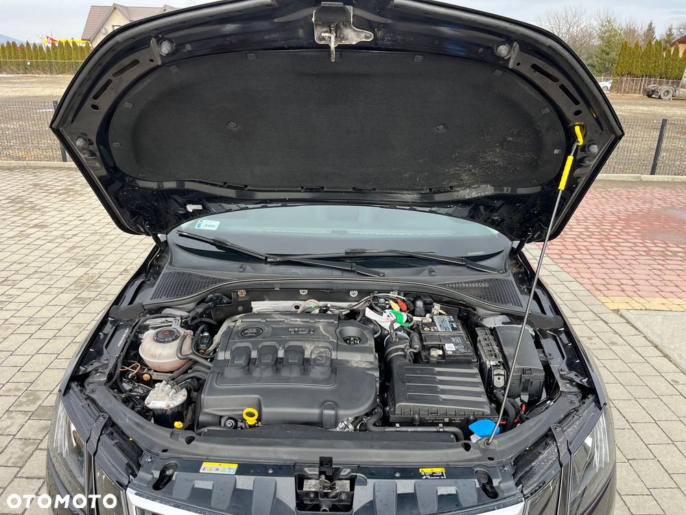 Skoda Octavia 2.0 TDI Style - 19