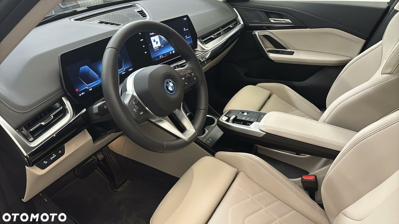 BMW iX1 - 10