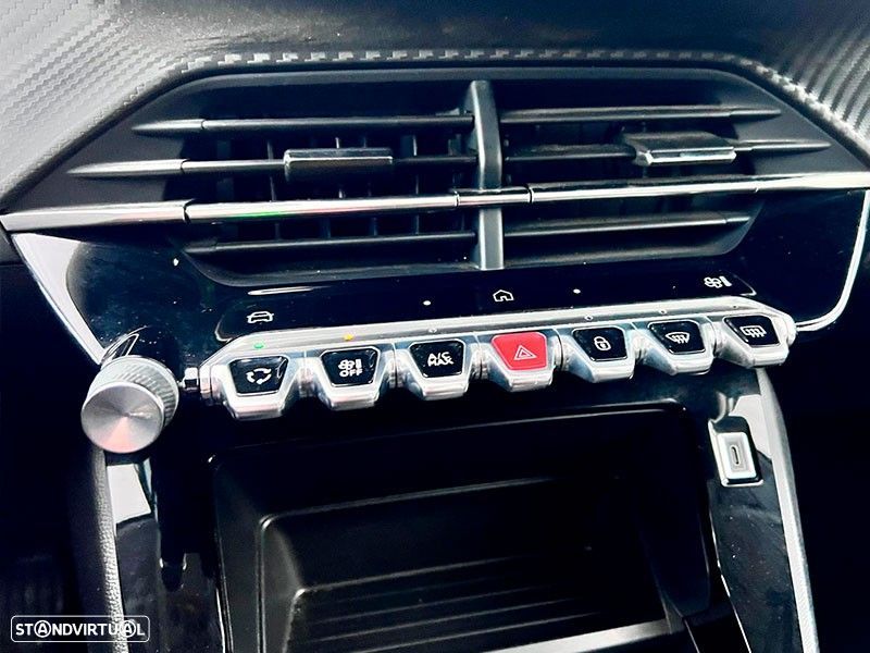 Peugeot 208 1.2 PureTech Style - 13