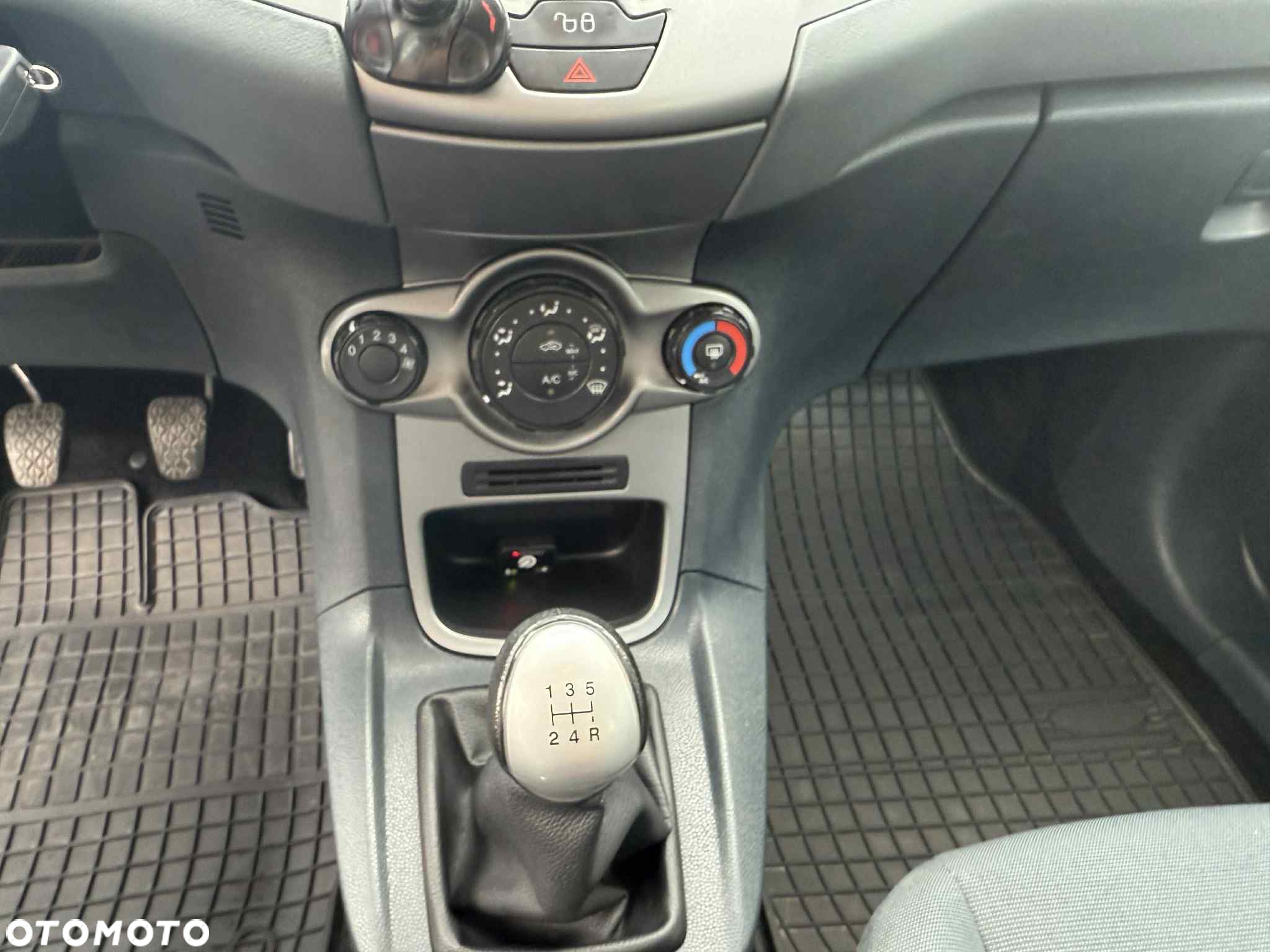 Ford Fiesta 1.4 Silver X - 17
