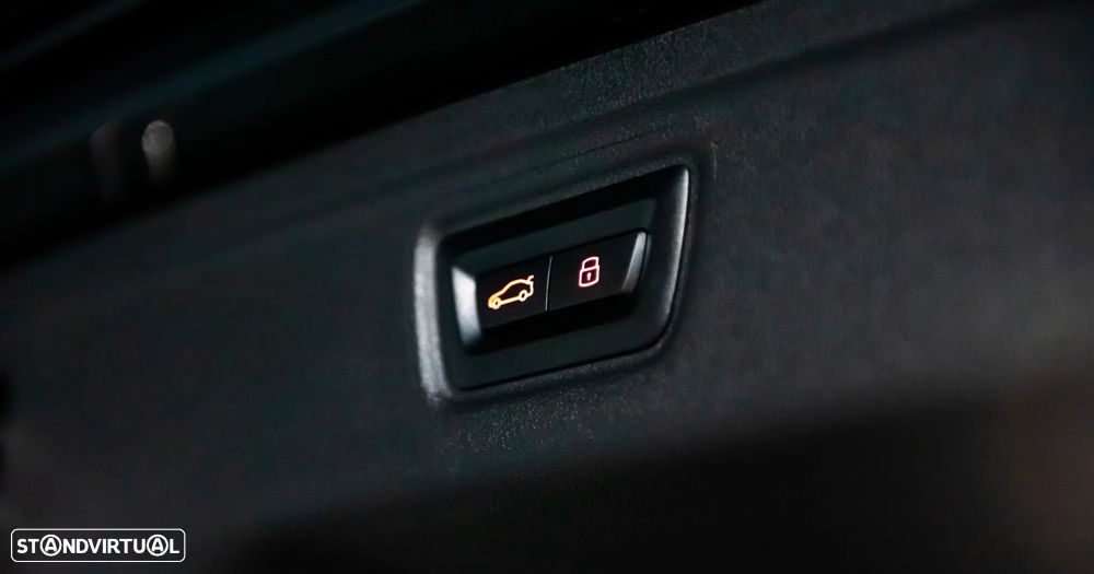 BMW M3 Competition M xDrive - 21