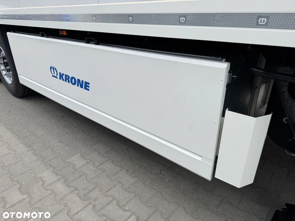 Krone Chłodnia ,Doppelstock , Carrier Vector 1550 - 22
