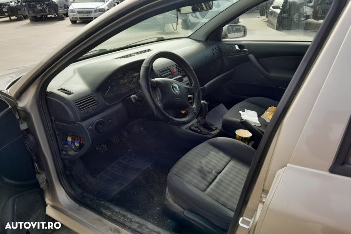 Dezmembrez Skoda Octavia 1 [facelift] [2000 - 2010] Liftback 5-usi 1. - 5