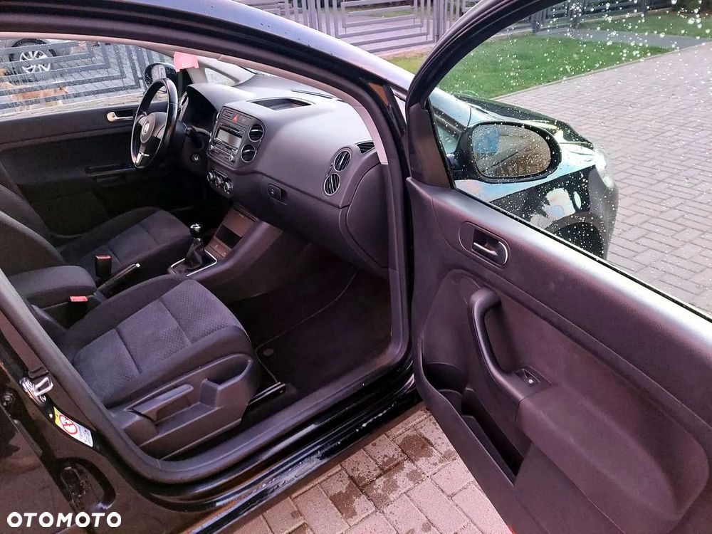 Volkswagen Golf Plus - 12