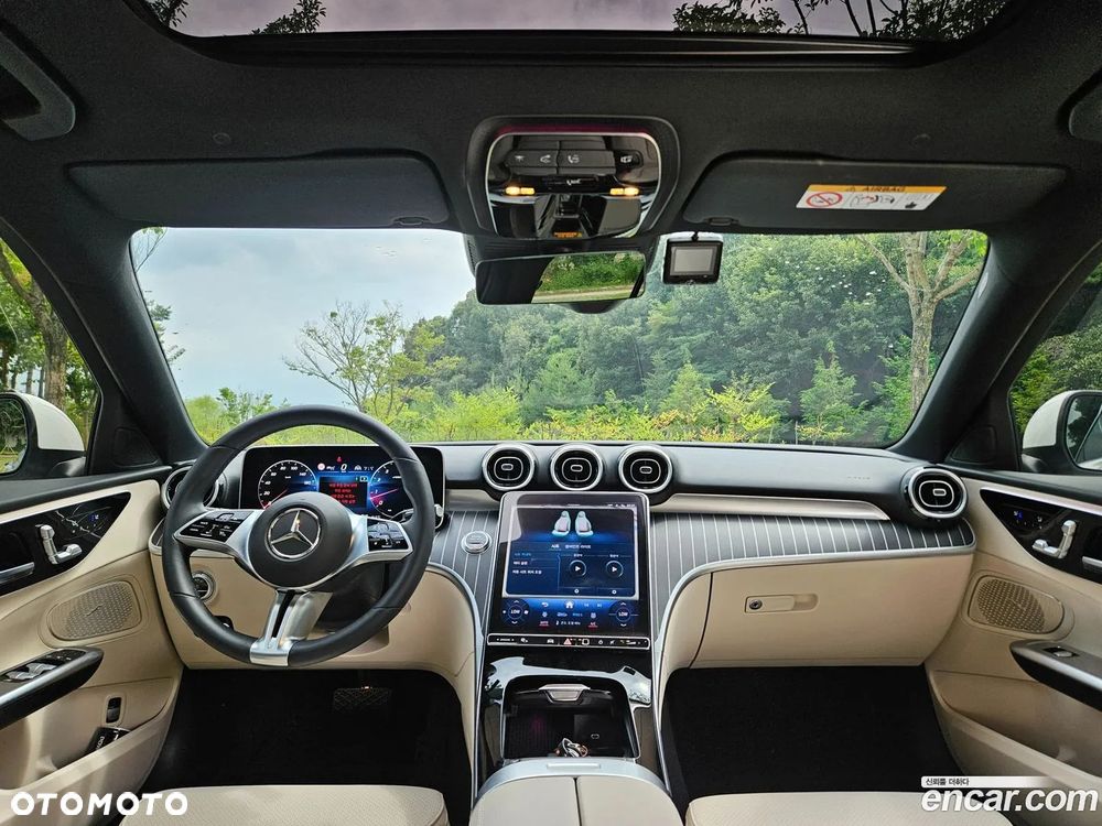 Mercedes-Benz Klasa C 300 4Matic 9G-TRONIC Avantgarde - 6
