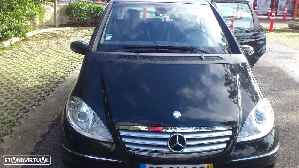 Mercedes-Benz A 200 - 9