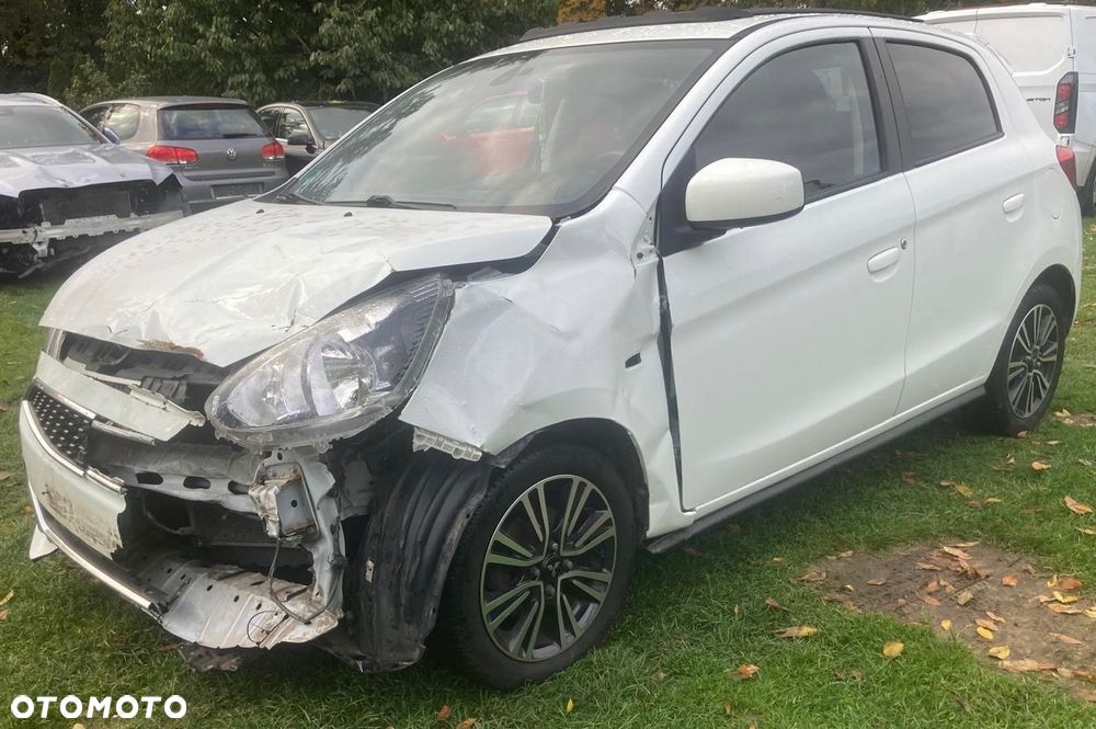 Mitsubishi Space Star 1.2 AS&G Intense - 4