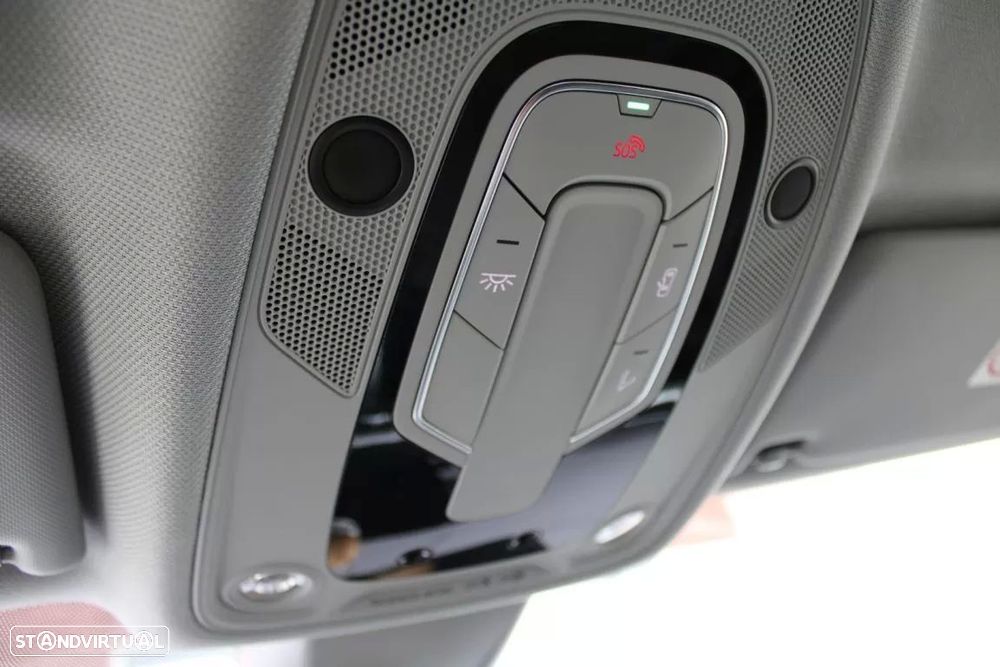 Audi A4 Avant 35 TDI Advanced S tronic - 32