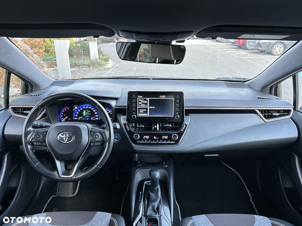 Toyota Corolla 1.8 Hybrid Comfort - 12