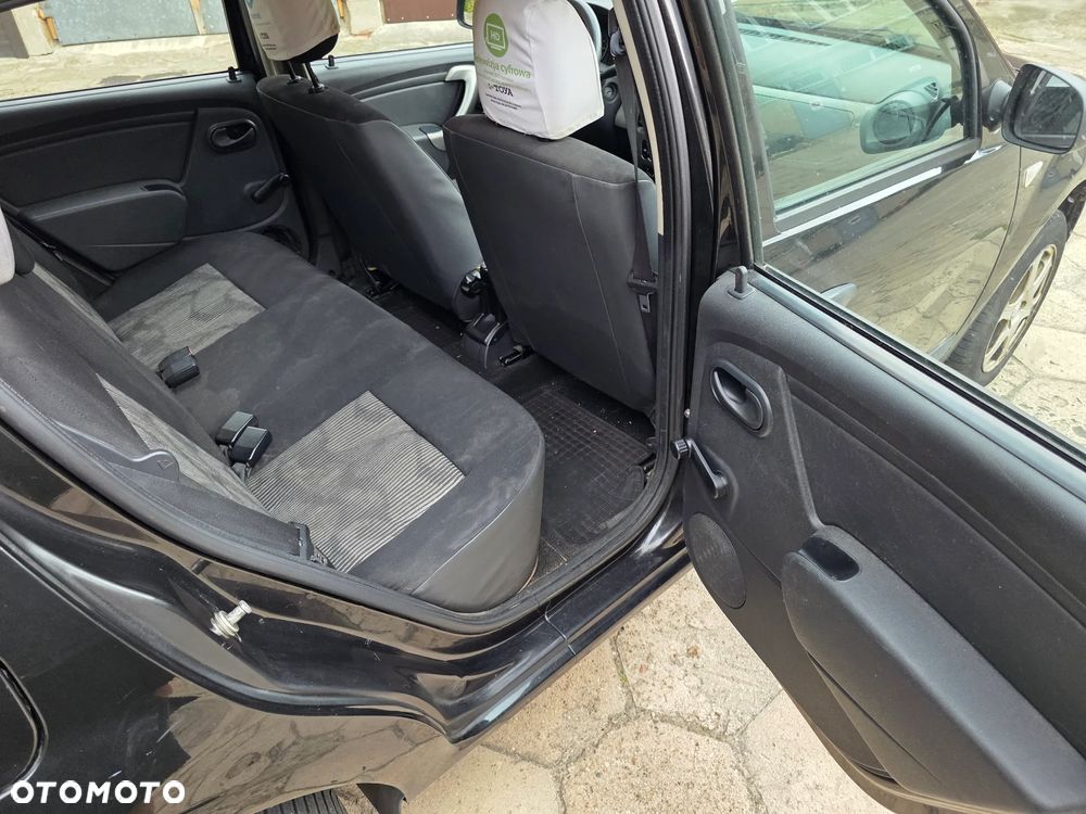 Dacia Sandero - 14