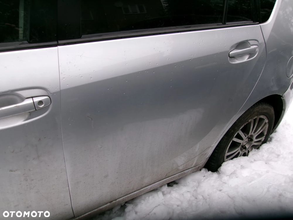 DRZWI L.T TOYOTA VERSO 09-18  1F7 - 1