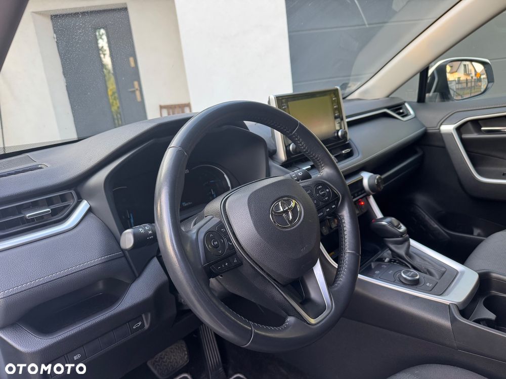 Toyota RAV4 - 4