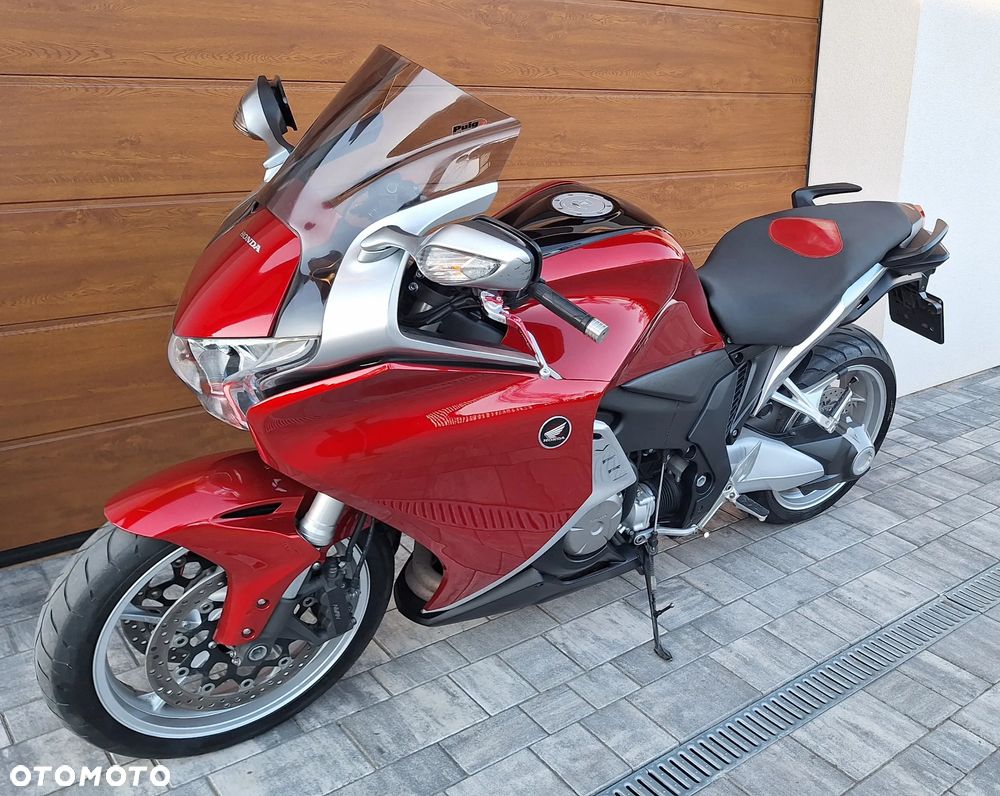 Honda VFR - 5