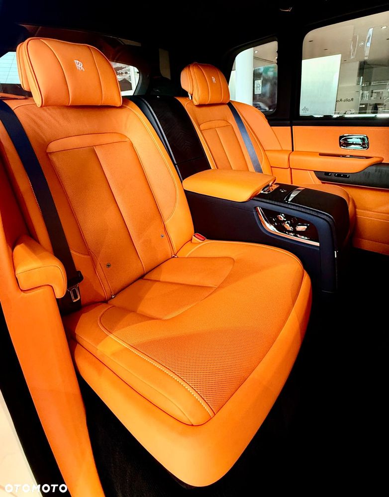 Rolls-Royce Cullinan - 39