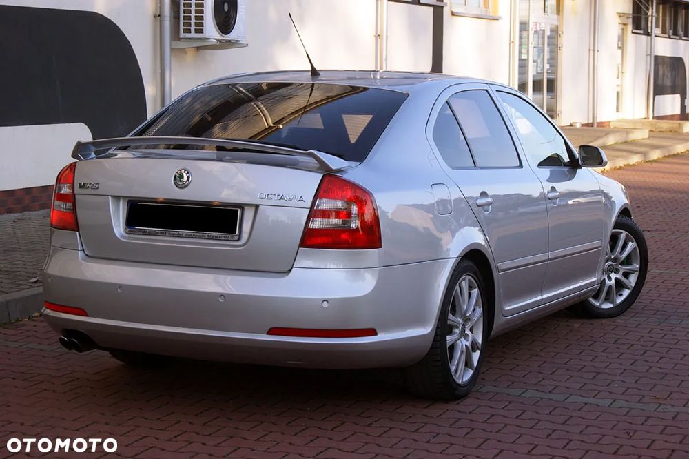 Skoda Octavia 2.0 TFSI RS - 4