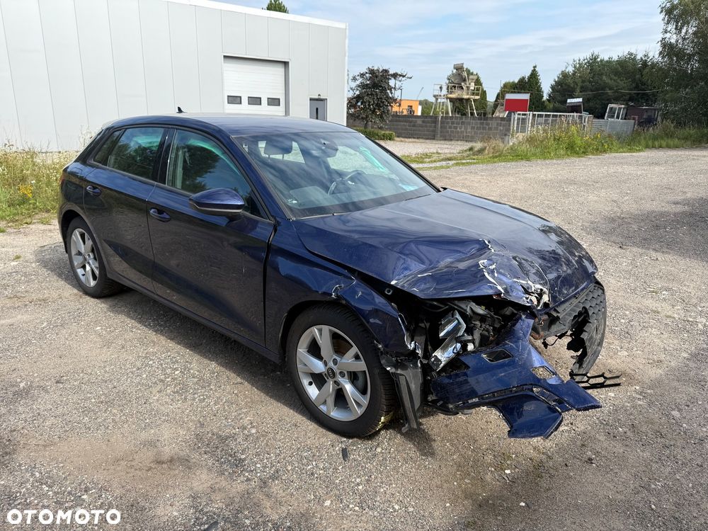 Audi A3 Sportback 30 TDI design - 6