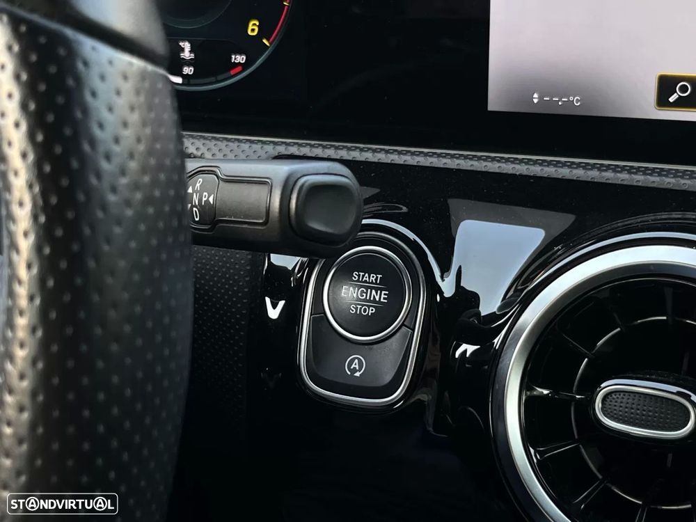 Mercedes-Benz A 180 Limousine d AMG Line Aut. - 26