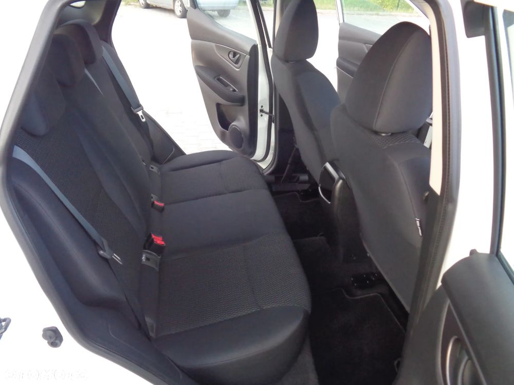 Nissan Qashqai 1.2 DIG-T Tekna+ - 7