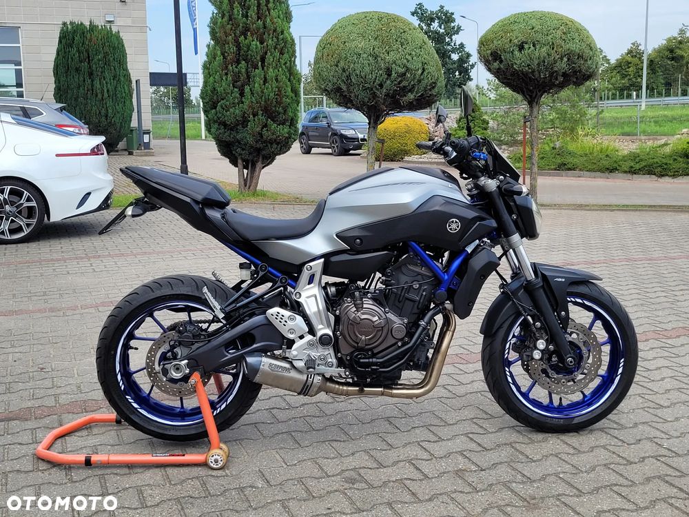 Yamaha MT - 9